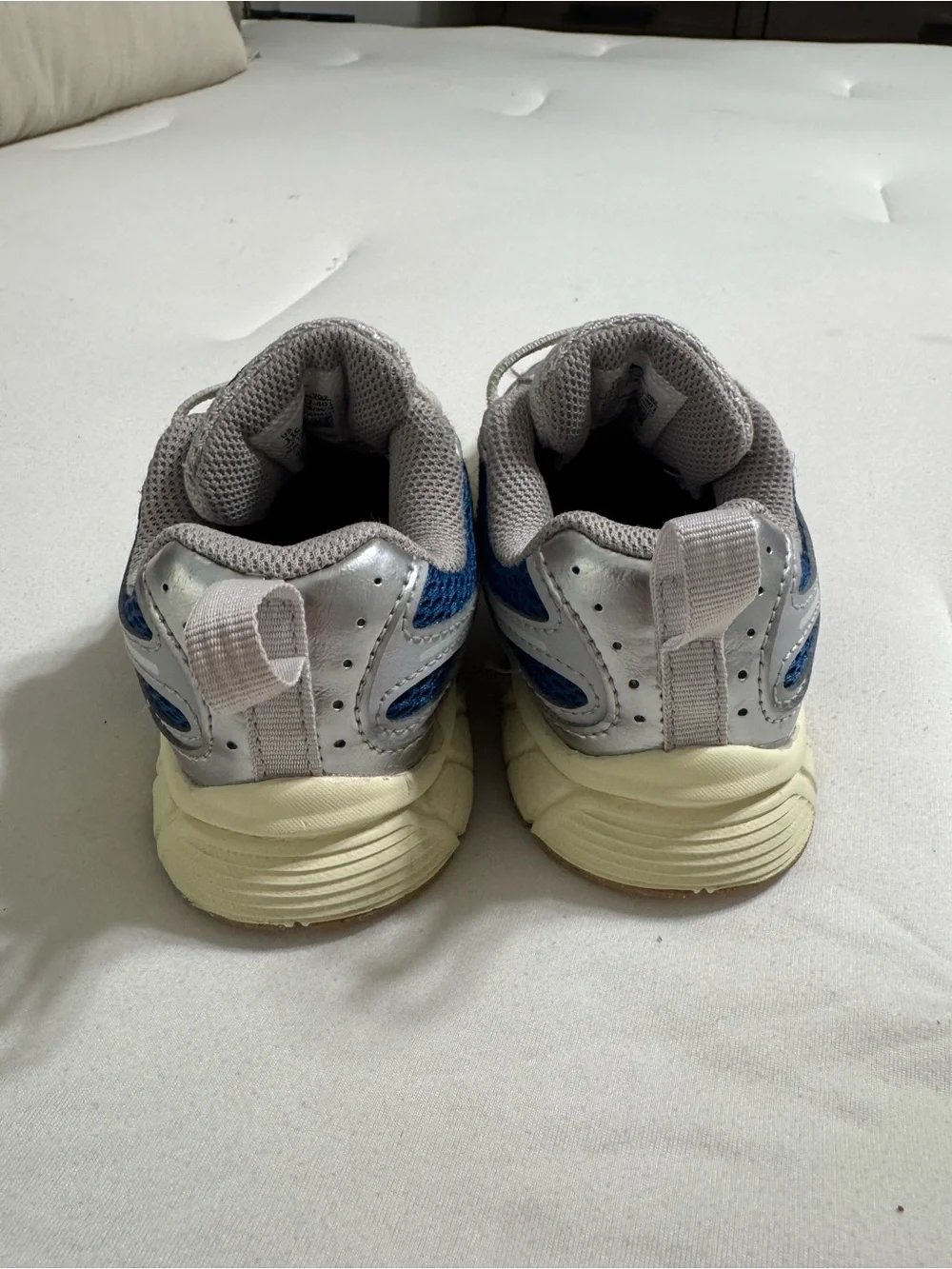 Nike V5 RNR Kids Navy Blue and Gray Mesh Athletic Sneakers